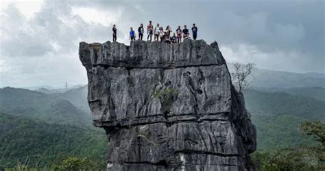 Rizal Travel Guide 2023: Where to Stay, What to Eat, .